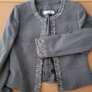 Tahari gray blazer